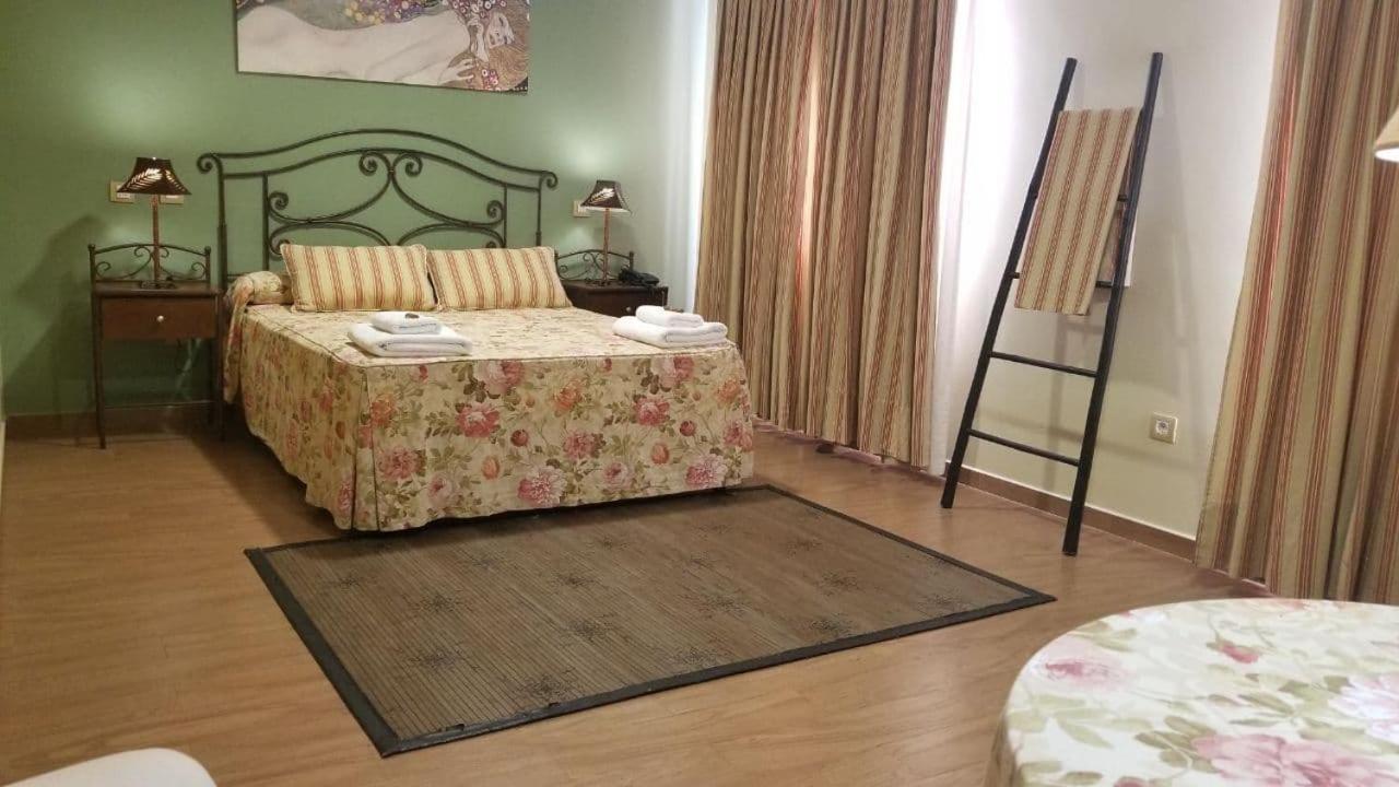 Posada Trastamara Piedralaves Εξωτερικό φωτογραφία